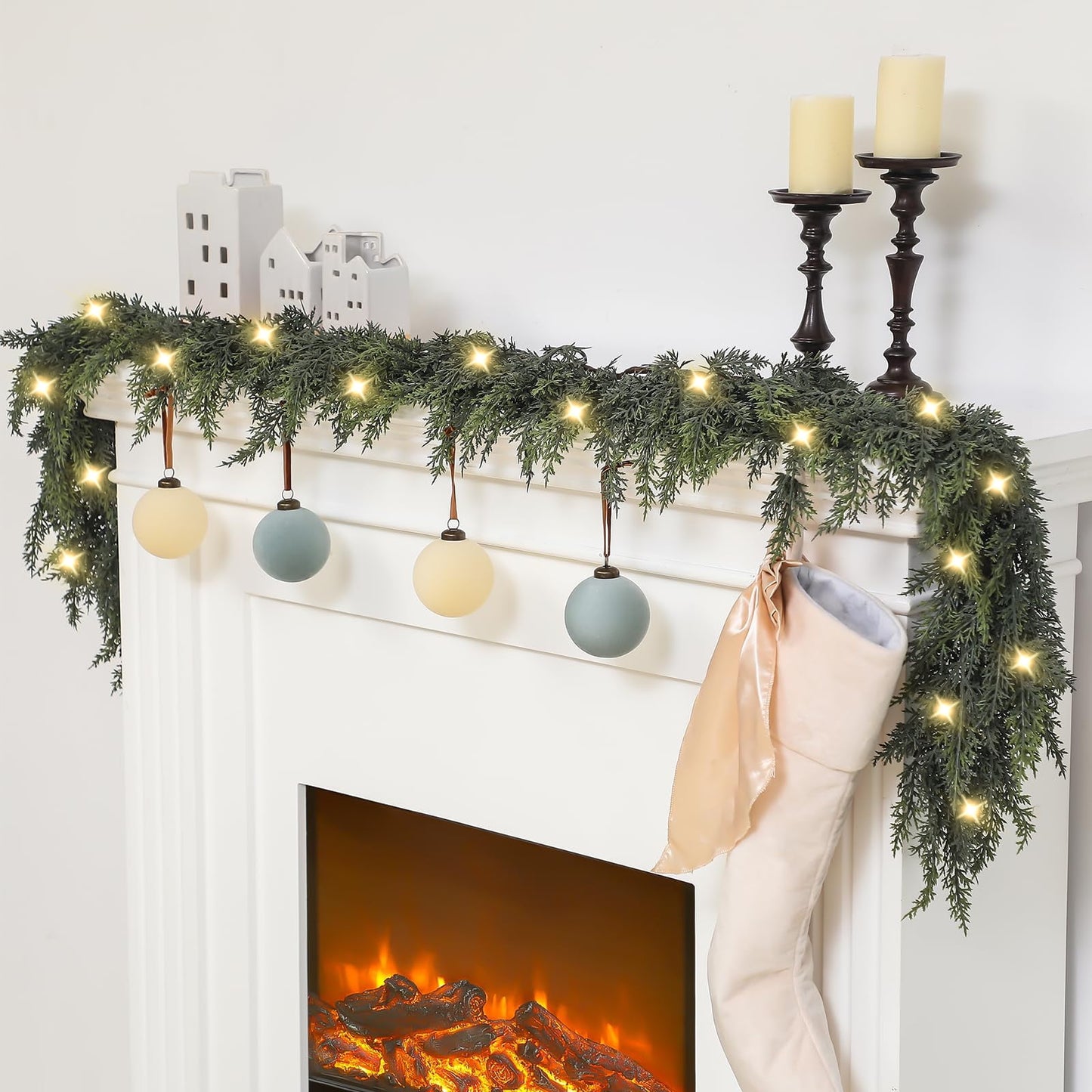 TETOU Christmas Cedar Garland with Lights,Artificial Realistic Cedar Pine Needles Greenery Garland for Christmas Holiday Winter Wall Mantle Fireplace Table Indoor Decor