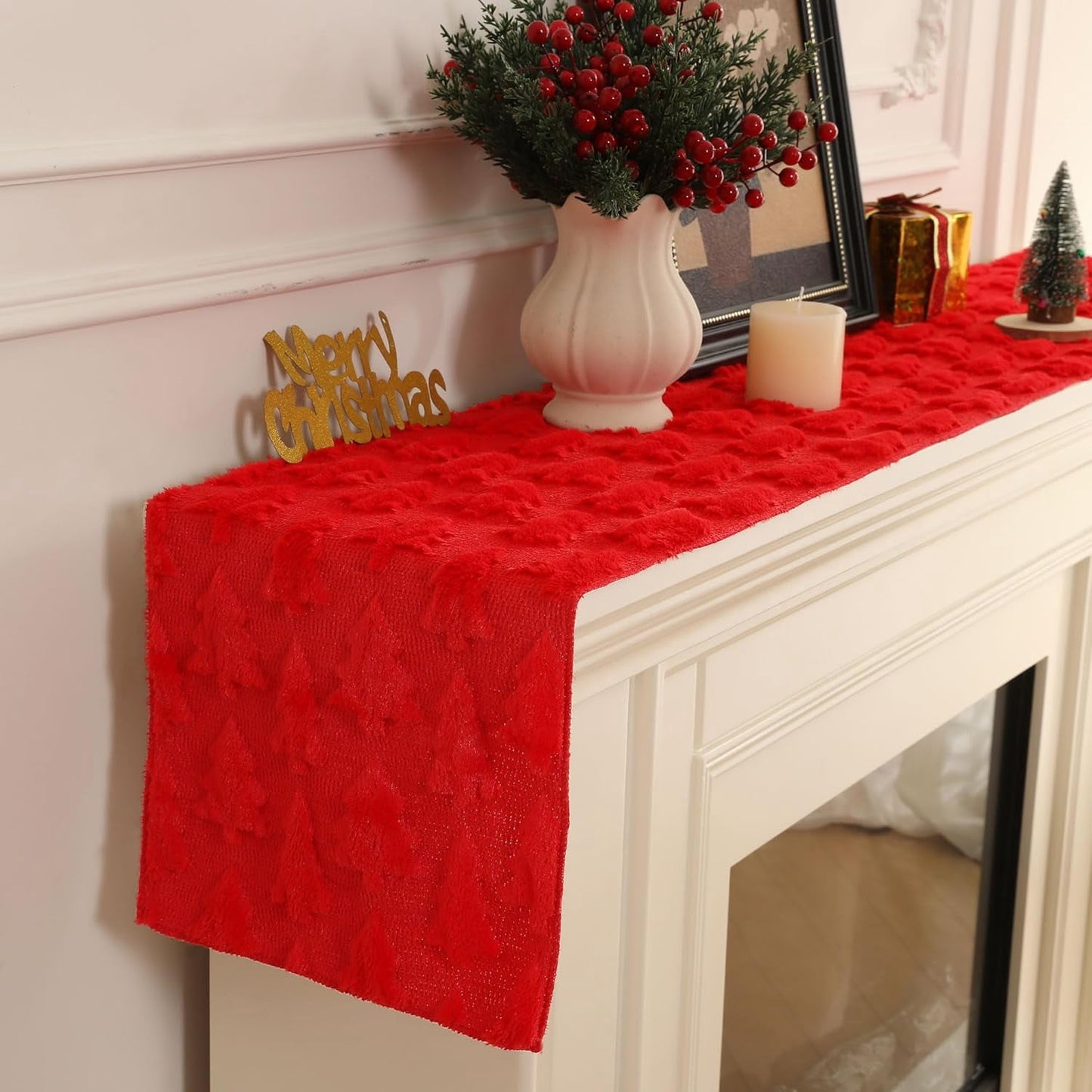 TETOU Christmas Tree Jacquard Table Runner 13x72 Inch Soft Plush Faux Fur Table Decoration for Christmas Home Party - Red