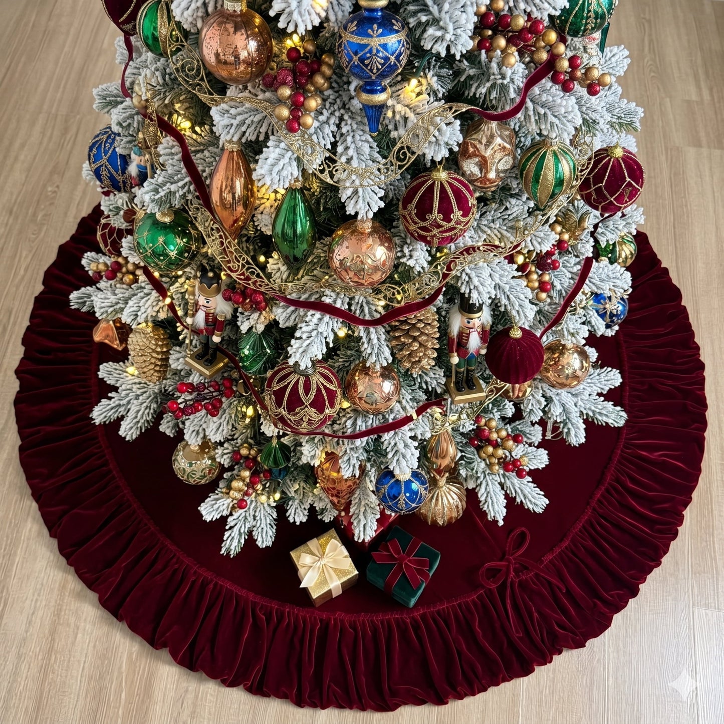 TETOU 48In Christmas Tree Skirt ,Burgundy Ruffled Velvet Xmas Tree Skirt with Felt Padding Nylon Backing and Lace-Up Tie Closure for ChristmasTree Party Gift Holiday Home Decor