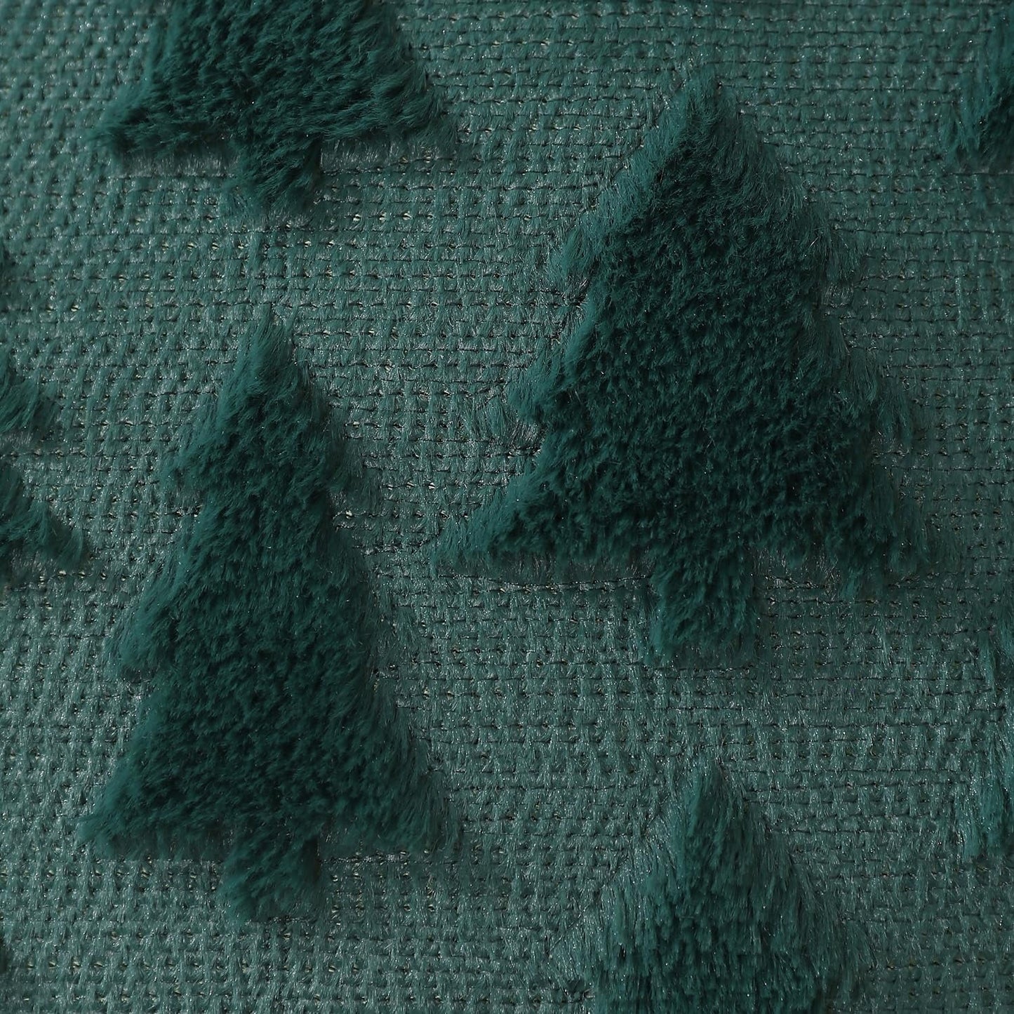 TETOU 18"x18"Set of 2 Christmas Tree Pillow Covers,Xmas Soft Faux Fur Wool Couch Cushion for Sofa Bedroom Living Room Home Farmhouse Winter Christmas Decor (Green)