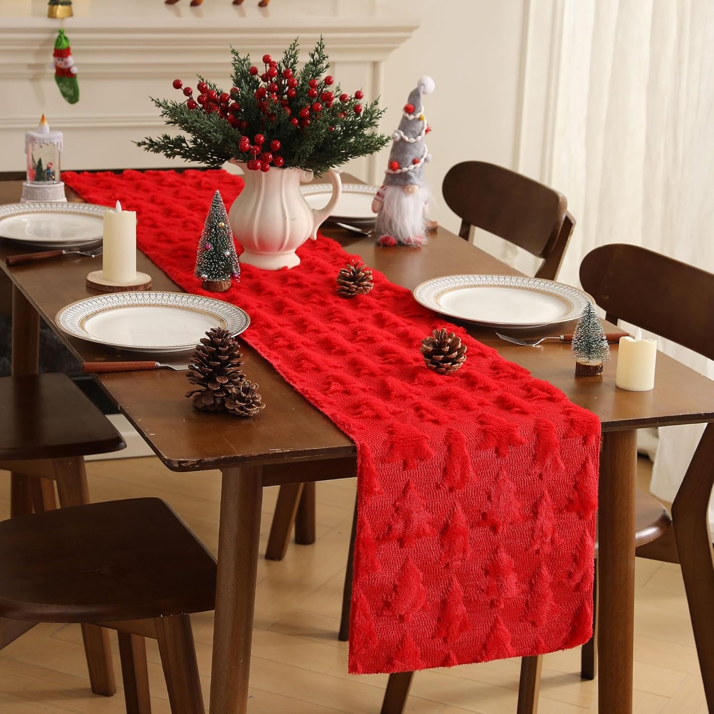 TETOU Christmas Tree Jacquard Table Runner 13x72 Inch Soft Plush Faux Fur Table Decoration for Christmas Home Party - Red