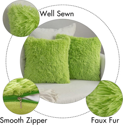 TETOU 18"x18"Set of 2 Christmas Pillow Covers,Xmas Soft Faux Fur Plush Couch Cushion for Sofa Bedroom Living Room Home Farmhouse Winter Christmas Decor (Green)