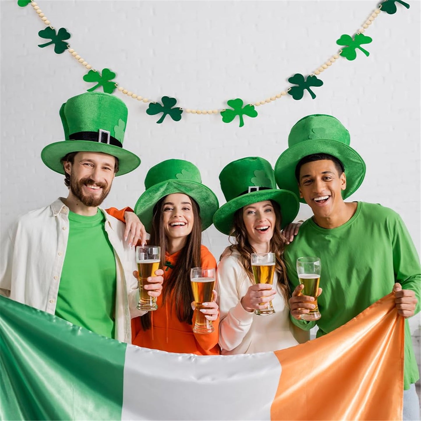 TETOU 4.5ft St. Patrick Day Garland Felt Shamrock Banner with Wooden Beads Fireplace Wall Shelf Home St Patricks Day Decorations