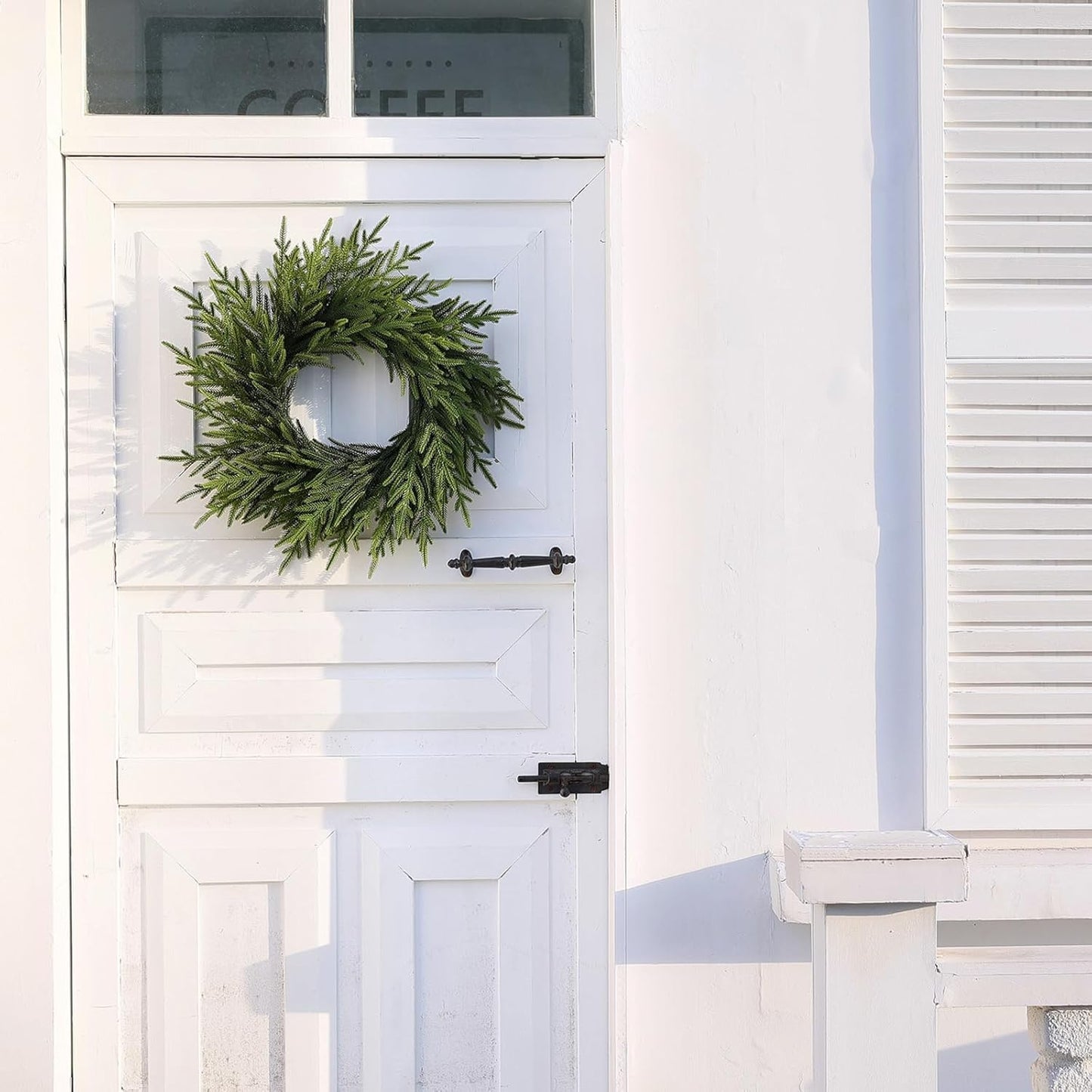 GUISANTO 24" Norfolk Pine Wreath for Front Door, Artificial Christmas Wreath Faux Pine Green Wreath for Wall Windows Mantle Outdoor Outside Christmas Decoration