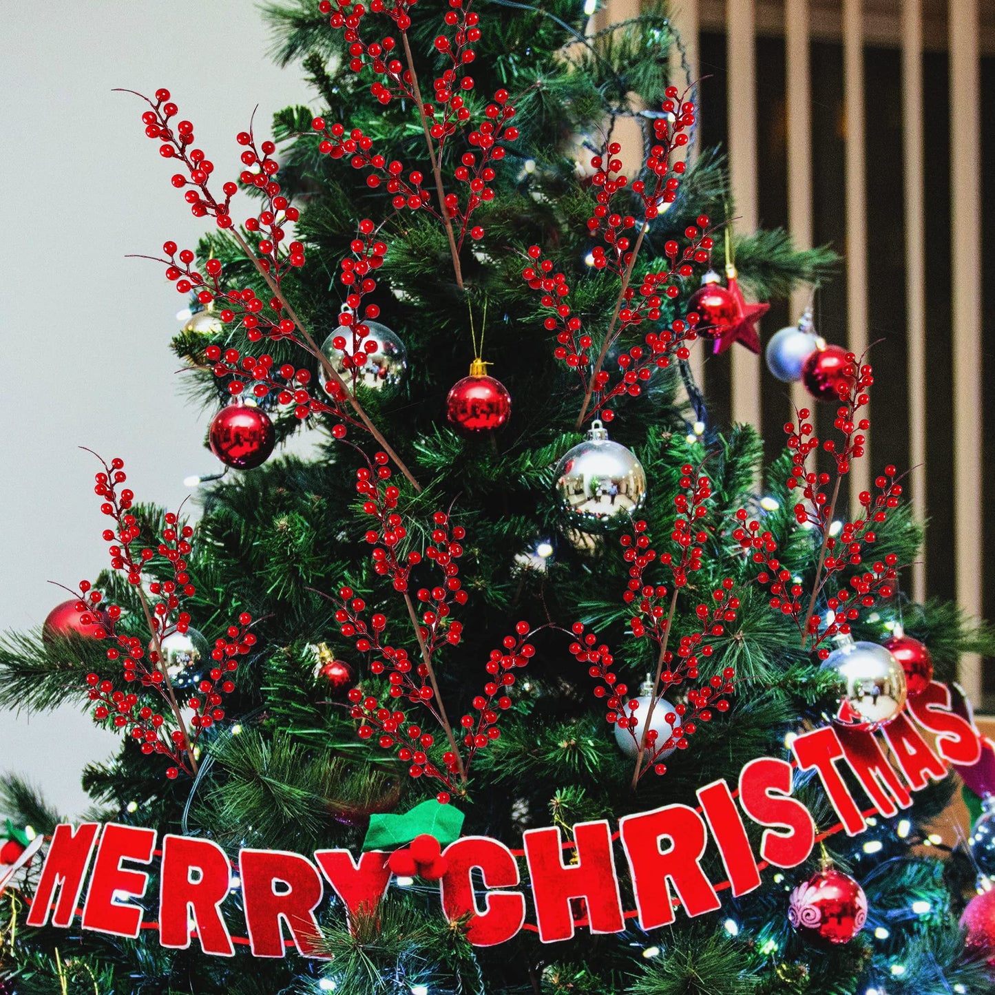 TETOU 6pcs Christmas Berry Stems Artificial Red Berries Holly Branches 24.4in Floral Arrangements Christmas Tree Decor