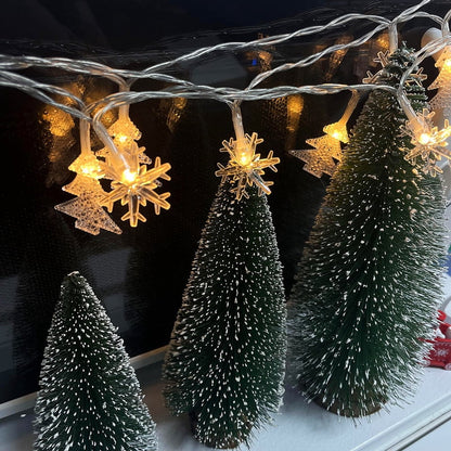 TETOU Christmas Decorations Lights,20 Ft 40 LED Christmas Tree Snowflakes String Lights Battery Operated Fairy Lights for Bedroom Room Party Home Xmas Tree Indoor Outdoor Decorations