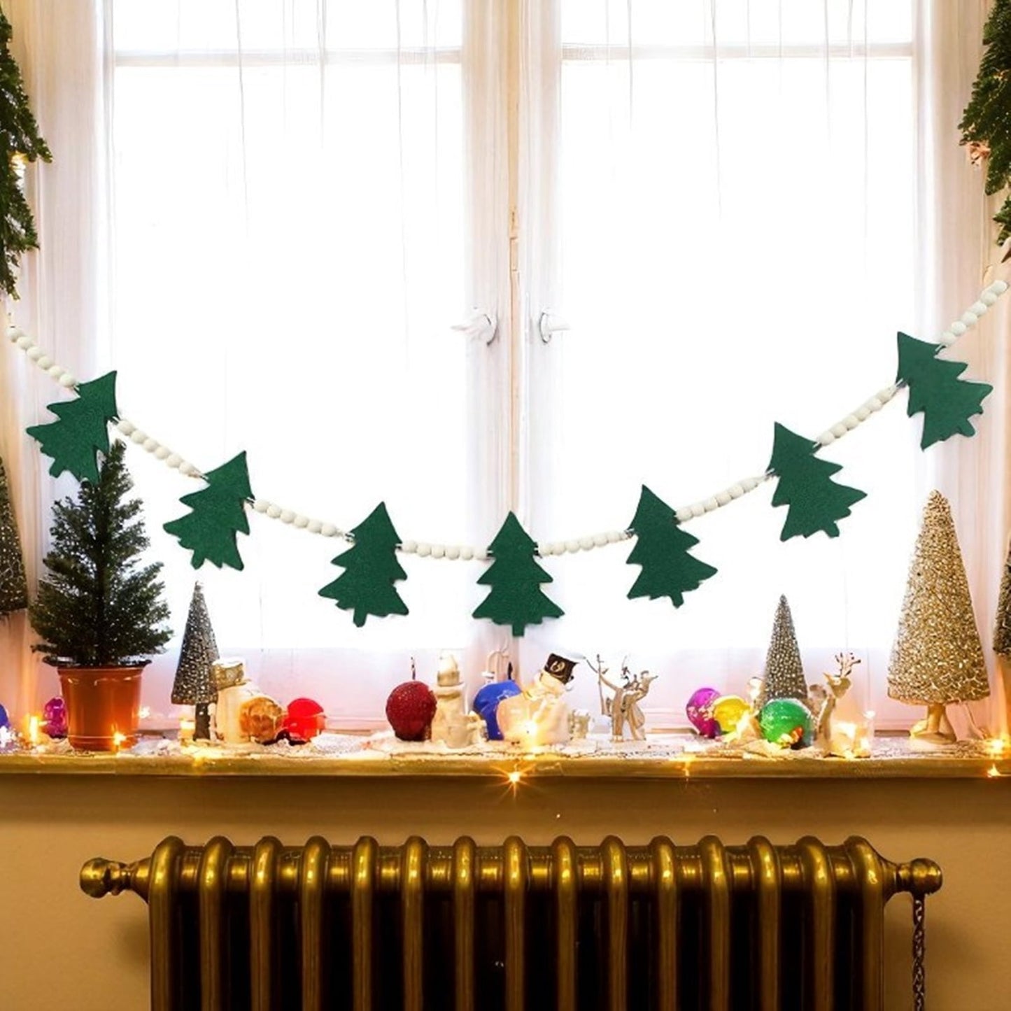 TETOU 4ft Christmas Tree Wooden Bead Garland,Cute Felt Xmas Tree Hanging Green White Bead Ornament String Festive Banner for Christmas New Year Party Home Mantel Wall Indoor Decoration