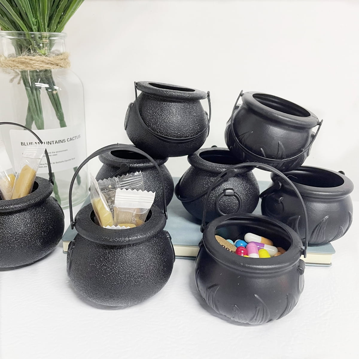 TETOU 10Pcs Mini Candy Cauldron Kettles, Plastic Halloween Candy Bucket Witch's Cauldron Trick or Treat for St. Patrick's Day Halloween Decoration and Kid Birthday Party Favors - Flame, Black