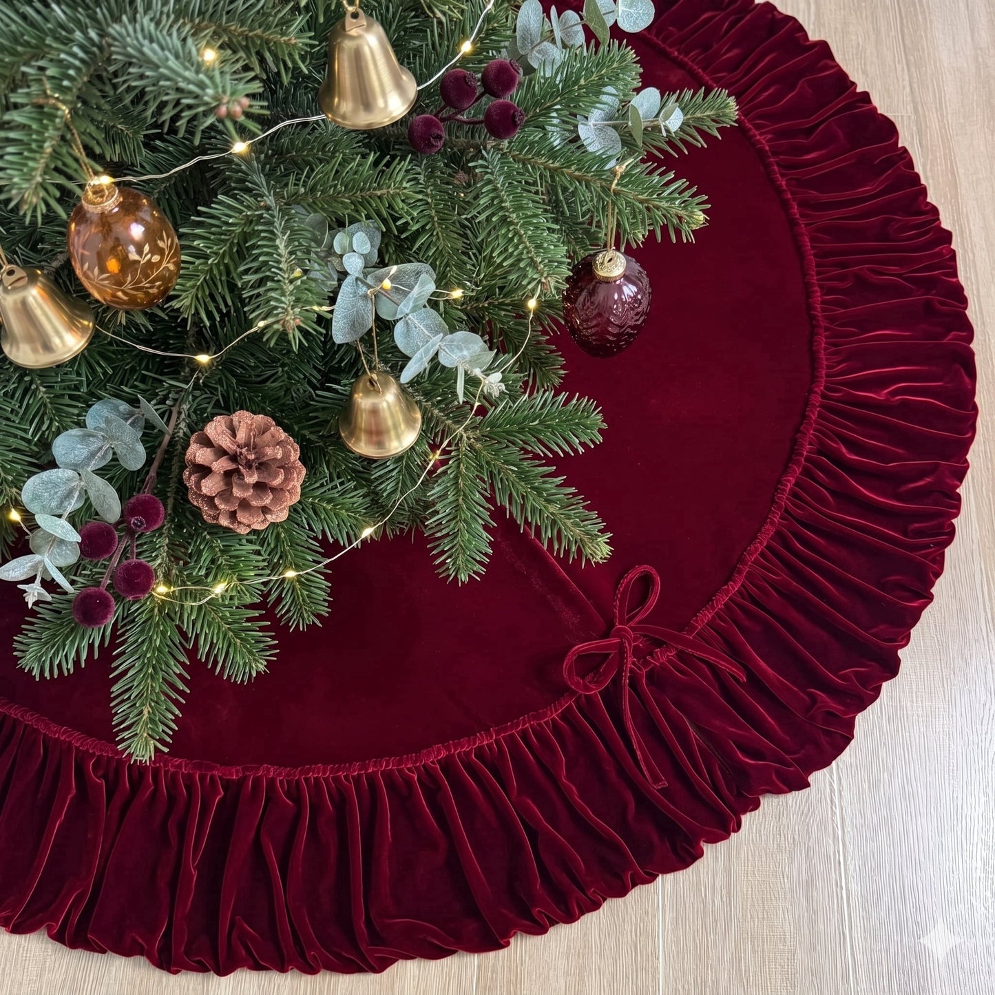 TETOU 48In Christmas Tree Skirt ,Burgundy Ruffled Velvet Xmas Tree Skirt with Felt Padding Nylon Backing and Lace-Up Tie Closure for ChristmasTree Party Gift Holiday Home Decor