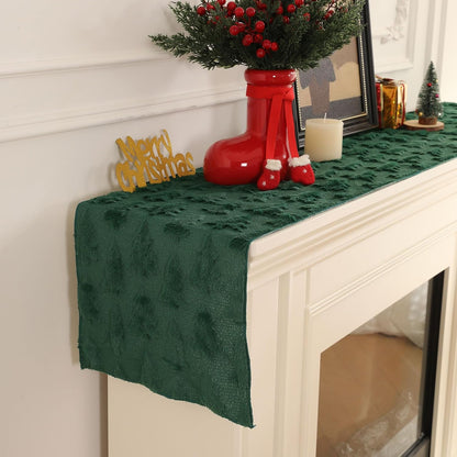 TETOU Christmas Tree Jacquard Table Runner 13x72 Inch Soft Plush Faux Fur Table Decoration for Christmas Home Party - Green