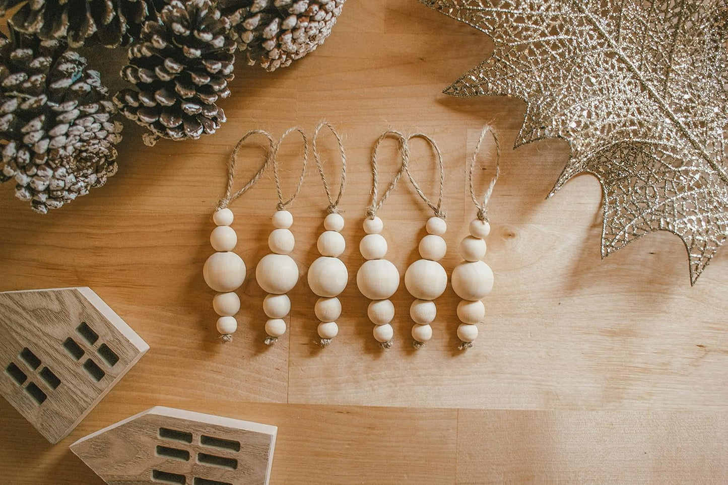 TETOU Boho Christmas Tree Ornaments,12pcs Rustic Wooden Beads Natural Modern Minimalist Xmas Decorative for Home Christmas Tree Bohemian Holiday Decor